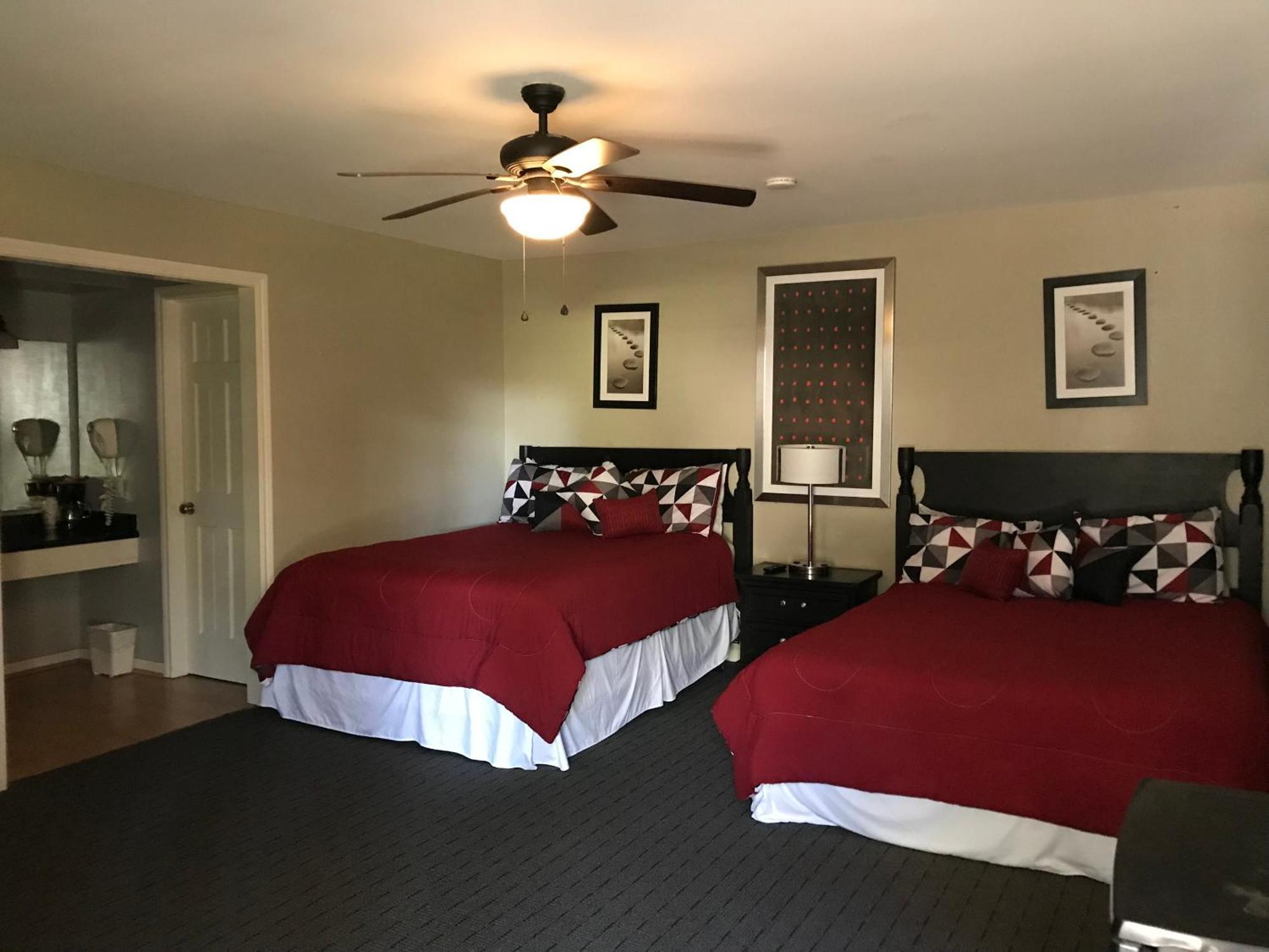 Columbia Lakes Hotel & Conference Center 웨스트컬럼비아 외부 사진
