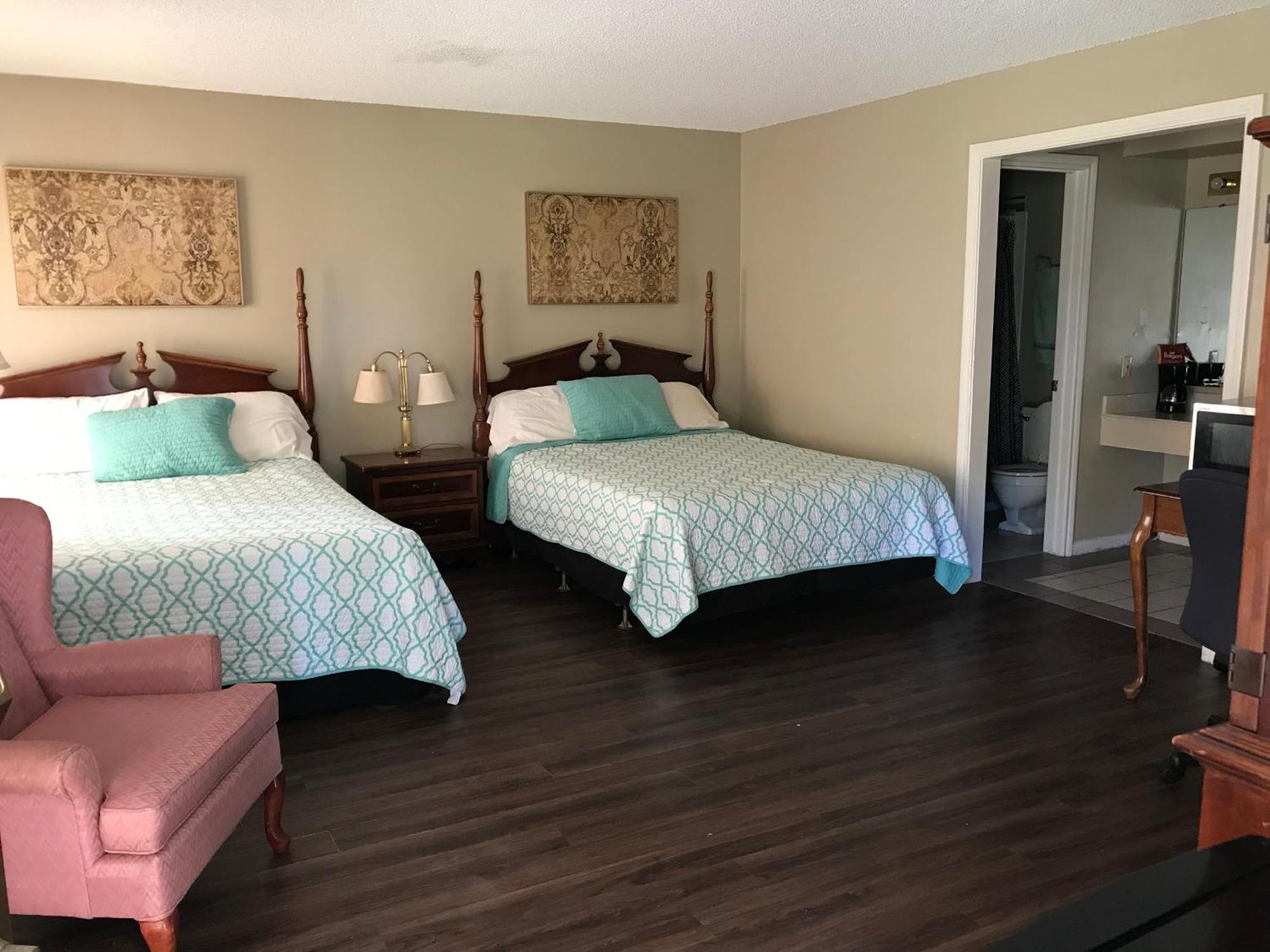 Columbia Lakes Hotel & Conference Center 웨스트컬럼비아 외부 사진