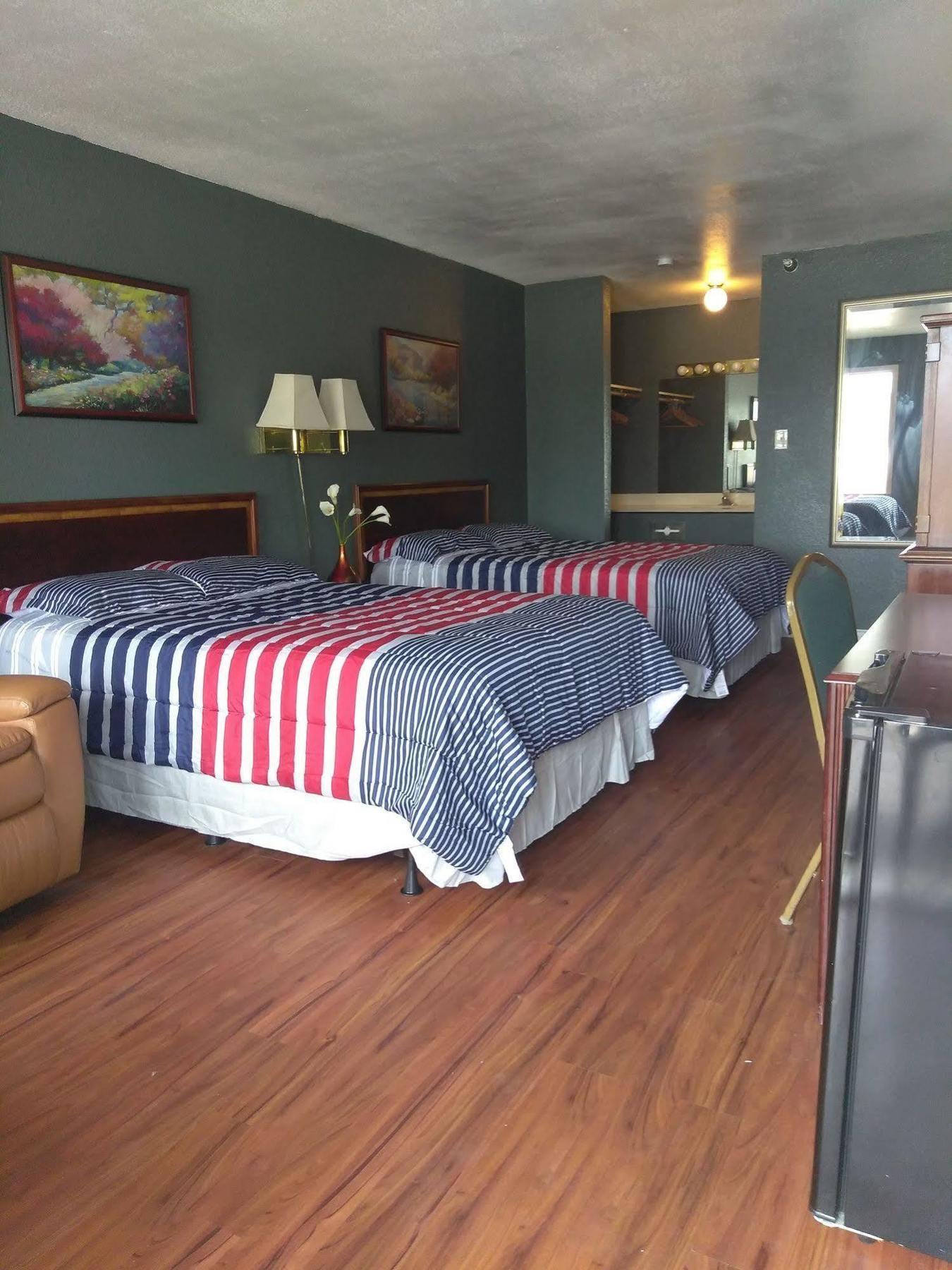 Columbia Lakes Hotel & Conference Center 웨스트컬럼비아 외부 사진